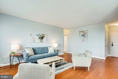 Hunting Creek Club unit 1605, Alexandria, VA 22303 - photo 7