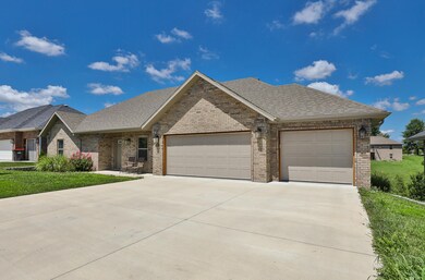 1929 N Brookhollow, Nixa, MO 65714 - photo 2