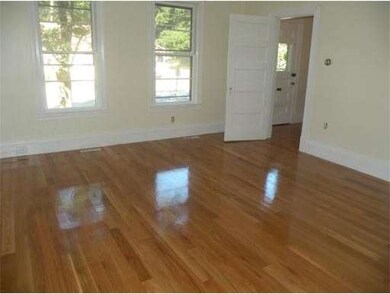 39 Pleasant St, Rockland, MA 02370 - photo 2