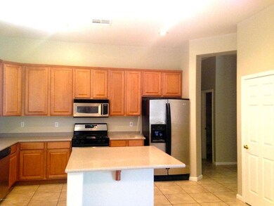 Kitchen w/ Island