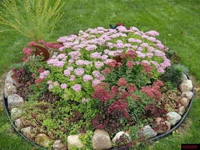 723 23rd St N, New Ulm, MN 56073 - photo 3