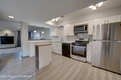 5200 Villa View 3C-09