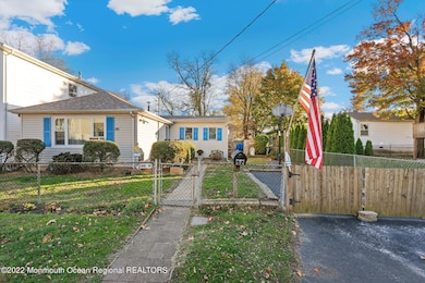 54 Passaic St, North Middletown, NJ 07748 - photo 5