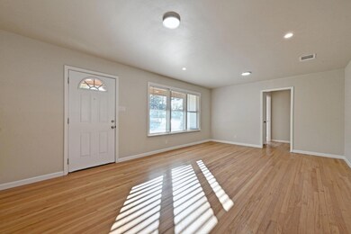 1900 Cedar Ave, Austin, TX 78722 - photo 5