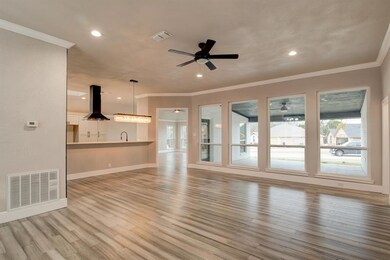 3901 Del Rio Ct, Granbury, TX 76049 - photo 7