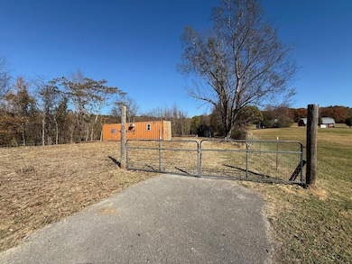 130 Copra Way, Newport, TN 37821 - photo 4