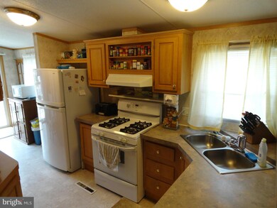 148 Konrad Morgan Way, Lothian, MD 20711 - photo 3