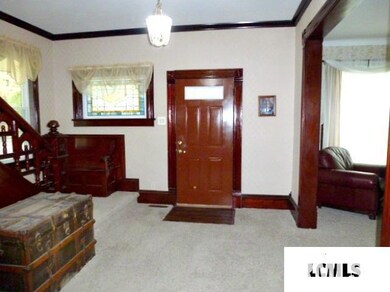 625 College Ave, Lincoln, IL 62656 - photo 6