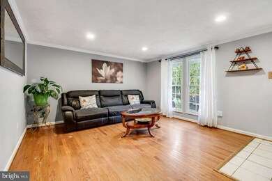 7059 Melting Shadows Ln, Columbia, MD 21045 - photo 3