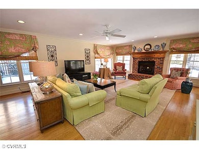Den/Family/Great Room - Imagine your family relaxi