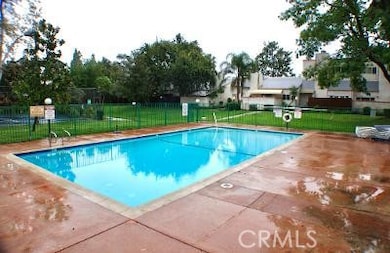 21015 Gresham St, Canoga Park, CA 91304 - photo 2