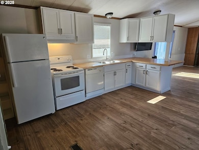 82891 Parker Ln, Dexter, OR 97431 - photo 5