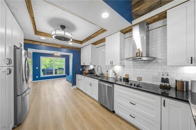 656 Fairfield Ln, Aurora, OH 44202 - photo 6