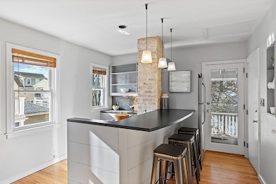 132 Rawson Rd unit 132, Arlington, MA 02474 - photo 2