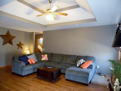 Spacious Livingroom