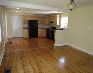 179 Dresden Ave, Gardiner, ME 04345 - photo 6