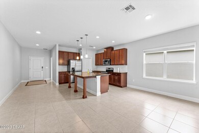 5587 Estero Loop-35