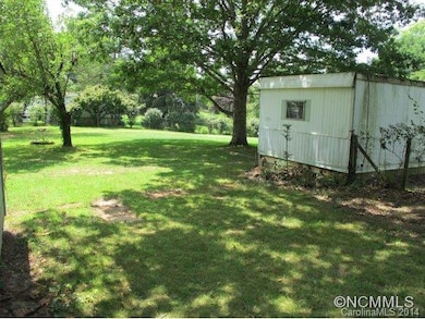 23 W Chapel Rd, Asheville, NC 28803 - photo 3