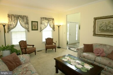 9212 Huntmaster Rd, Gaithersburg, MD 20882 - photo 6