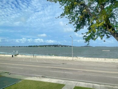 623 Quincy Shore Dr unit 2, Quincy, MA 02170 - photo 3