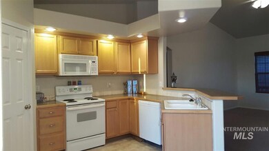 228 E Whitbeck St, Kuna, ID 83634 - photo 5