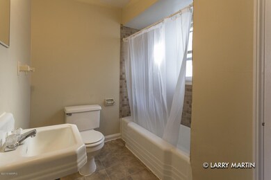 Tulip-Grand-Rapids-Home-For-Sale_4
