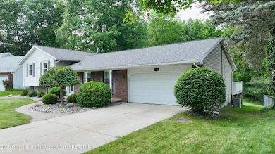 6-web-or-mls-6916 Toboggan Lane (6)