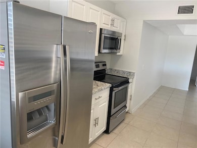9640 NW 2nd St unit 5302, Pembroke Pines, FL 33024 - photo 5