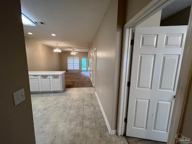 7101 Joy St unit H4, Pensacola, FL 32504 - photo 2