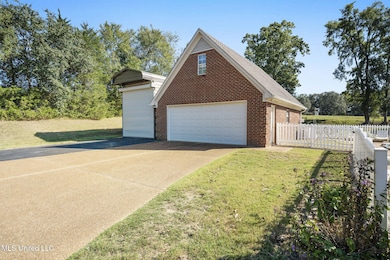 5-web-or-mls-681 Gaines Road-04