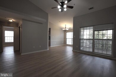 2502 Hemingway Dr unit 3B, Frederick, MD 21702 - photo 7