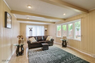 4125 Ashworth Rd, West Des Moines, IA 50265 - photo 6