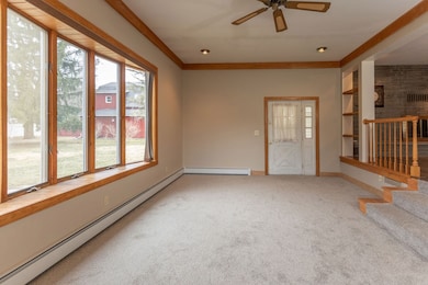 Living Room Door to Breezeway/Garage