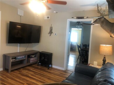 2821 Mckinley Ave, Columbus, IN 47201 - photo 4