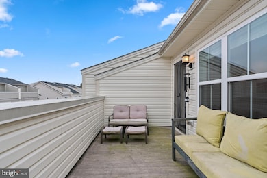 7172 Banbury Dr, Hanover, MD 21076 - photo 5