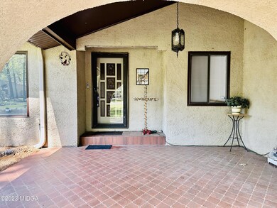 127 Wake Forest Dr, Warner Robins, GA 31093 - photo 2