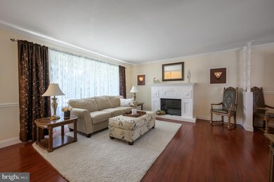 204 Pelham Rd S, Voorhees, NJ 08043 - photo 3