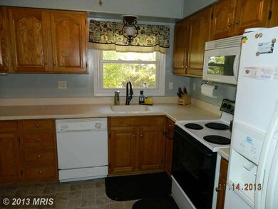 21404 Williams Dr, Lexington Park, MD 20653 - photo 3