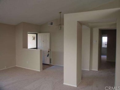 ENTRY/ LIVING ROOM