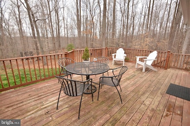 2130 Hallmark Dr, Gambrills, MD 21054 - photo 3