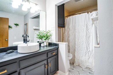 316 Mountain View Ct, Bedford, TX 76021 - photo 7