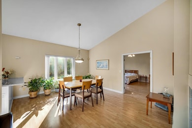 357 Azalea Dr, Hobart, IN 46342 - photo 4