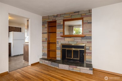 1411 38th St, Anacortes, WA 98221 - photo 3