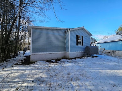1001 Main St, Wilton, ME 04294 - photo 5