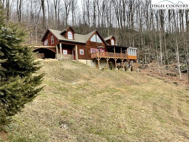 360 Caseys Gap Rd, Banner Elk, NC 28604 - photo 5