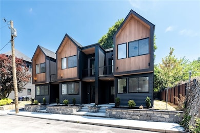 12 Daggett Ct unit 1, Providence, RI 02906 - photo 3