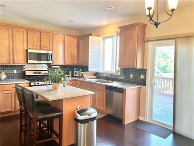 8801 Dunraven St, Lenexa, KS 66227 - photo 5