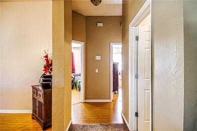 909 Eagle Cliff Dr, Norman, OK 73072 - photo 6