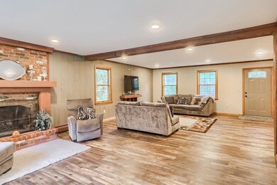 1256 Route 197, Woodstock, CT 06281 - photo 7