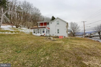 58 Penn St, Lenhartsville, PA 19534 - photo 2